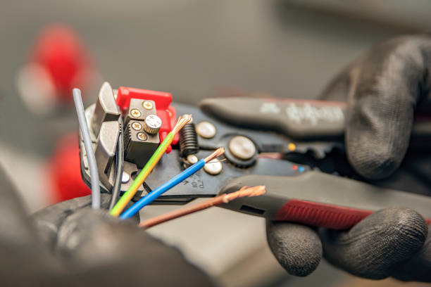 Best Affordable Electrician  in Fairfield, AL